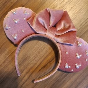 Minnie Mouse Ears for Disneyland